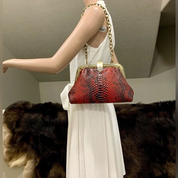 Handmade Genuine Embossed Leather Push Lock Clutch/Shoulder Bag/Crossbody - Picture 1 of 16